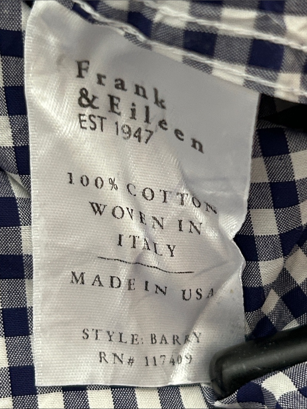 Frank & Eileen Navy and White Gingham Button-Down Shirt. Size Large. 100% cotton - Picture 6 of 6
